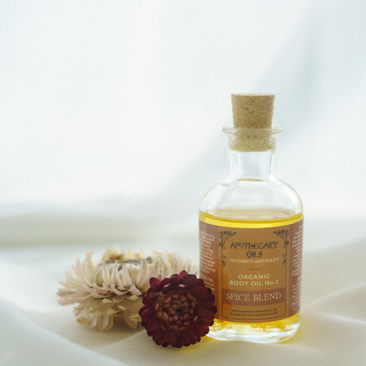 Organic Spice Body Oil – Deeply Warming Aromatherapy Blend