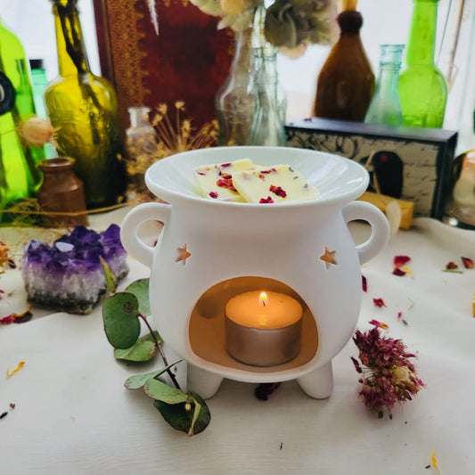 White Cauldron Oil Burner image 0
